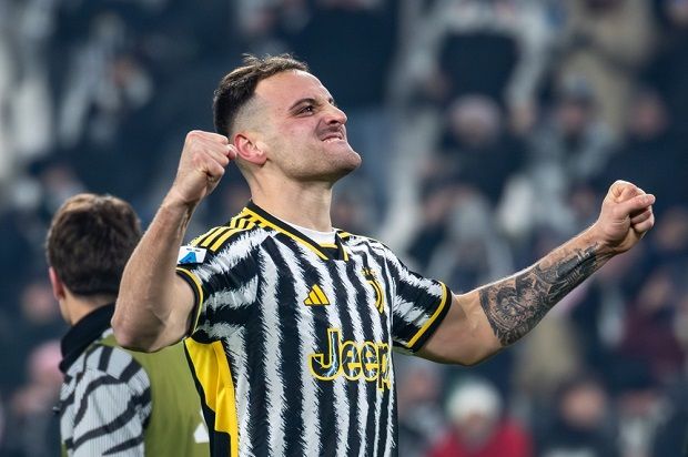 Copyright (c) 2023 cristiano barni/Shutterstock