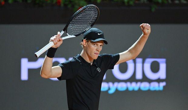 Analisi di ATP Finals 2025, Tennis: Sinner sfida Zverev per la vetta del gruppo B! Shelton e Auger-Aliassime in cerca di riscatto