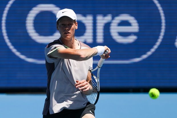 Tennis, pronostico delle semifinali Australian Open: Sinner sfida Djokovic! Medvedev contro Zverev