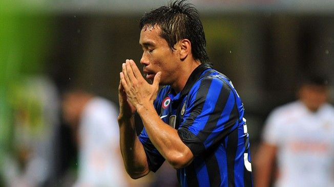 Nagatomo ai box per un mese e mezzo, l’Inter pensa allo svincolato Lell