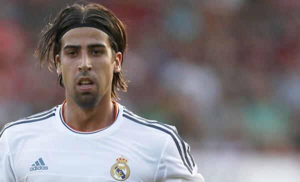 Juventus, lesione muscolare per Khedira: due mesi di stop