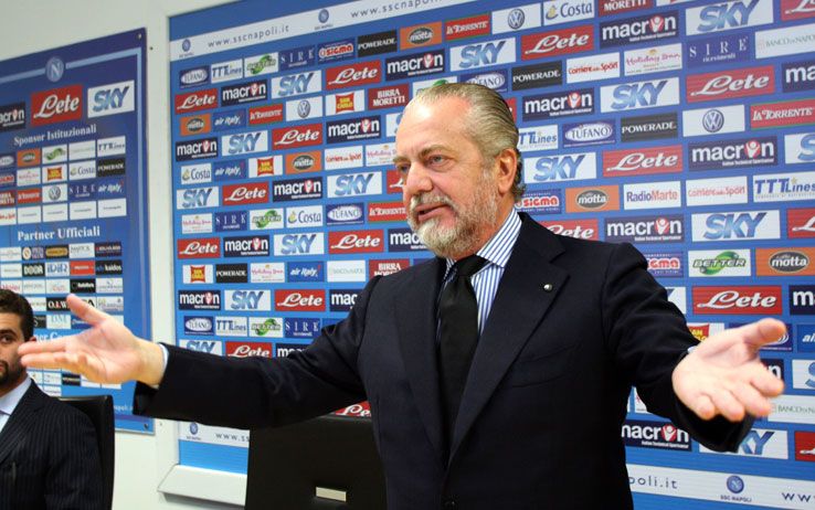 Napoli: Inler al Leicester, ma De Laurentiis promette: “Colpo entro il 31 agosto”