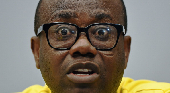 In Ghana la crisi di tifosi si risolve con le donne sexy