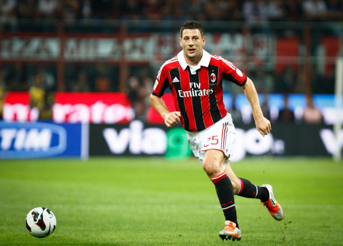 Mercato, ora tocca agli svincolati: Bonera riparte dal Villareal