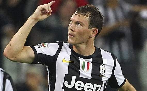 Juventus, Lichtsteiner operato al cuore: un mese di stop