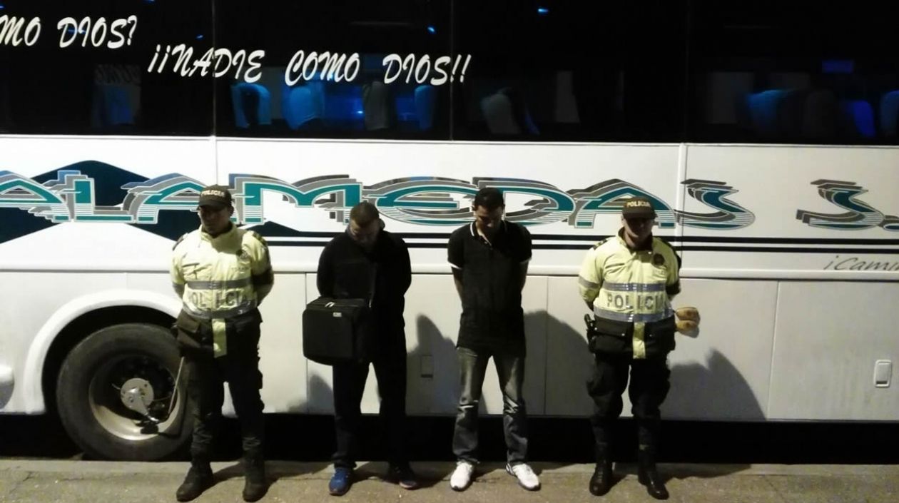 Tifosi colombiani verso il Cile fermati con 575 kg di cocaina