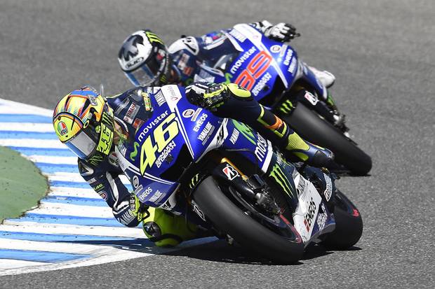 Moto: Gp Valencia, Lorenzo in pole davanti alle Honda