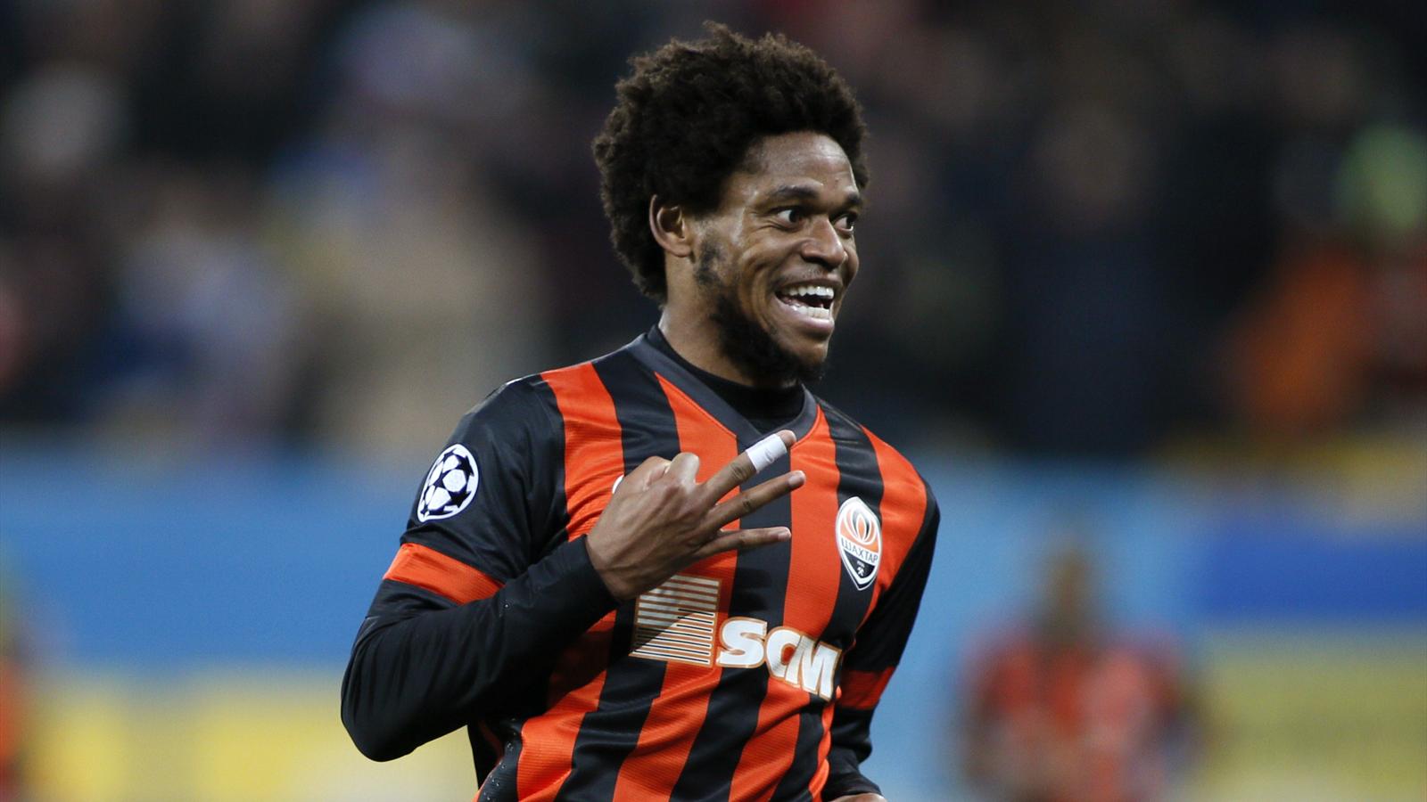 Clamoroso, salta l’accordo tra Luiz Adriano e il Jiangsu: “Patti non rispettati”