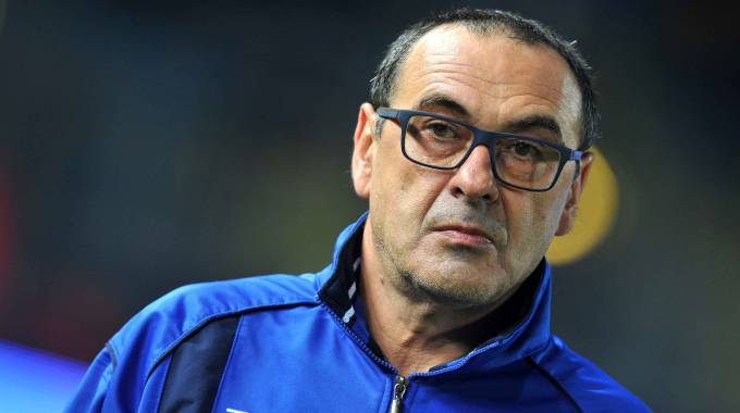 Mancini contro Sarri: “Mi ha dato del frocio”. Il tecnico del Napoli rischia una maxi squalifica