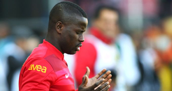 Il Sunderland licenzia Eboué: non ha pagato il suo ex agente