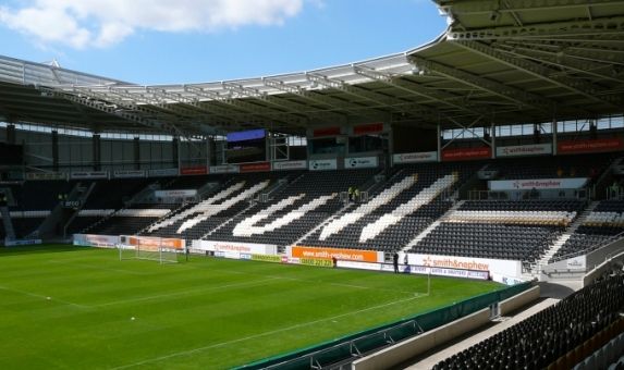 Championship da brividi: tre squadre per il titolo e la Premier