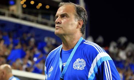 “El Loco” Marcelo Bielsa rompe con la Lazio: Lotito farà causa