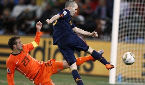 Olanda e Spagna dopo anni al vertice tentano di ripartire in vista del mondiale del 2018.