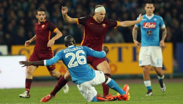 Napoli-Roma: il big match dell’8ª giornata si gioca sabato alle 15