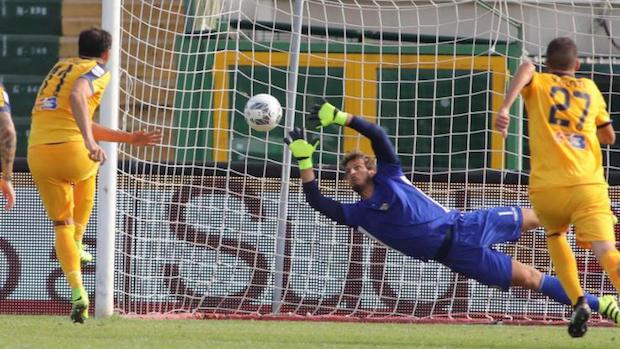 Serie B, testacoda tra Verona e Trapani alle ore 15