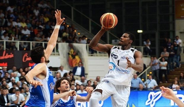 Legabasket A, Trento-Caserta è il match clou della domenica