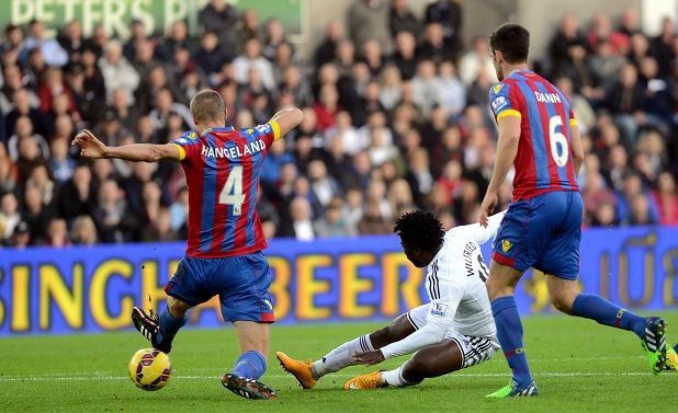 Premier League: l’Arsenal insegue il terzo posto, sfida salvezza Crystal Palace-Swansea