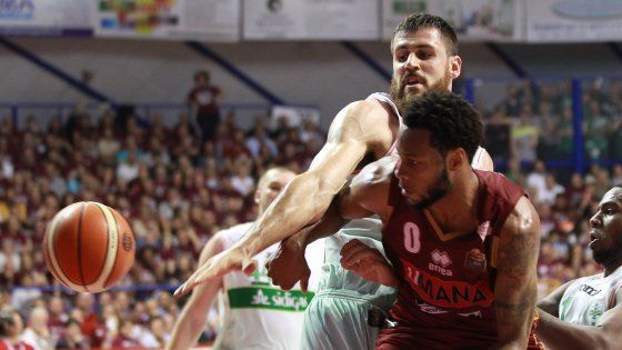 Basket, la Umana Reyer chiamata al riscatto in gara 2 contro Avellino