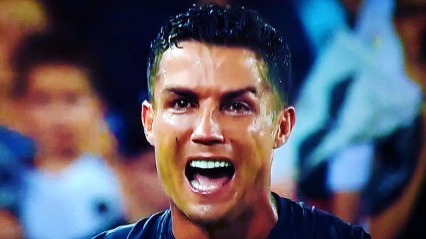 CR7 espulso, ora è Messi il favorito come capocannoniere della Champions League