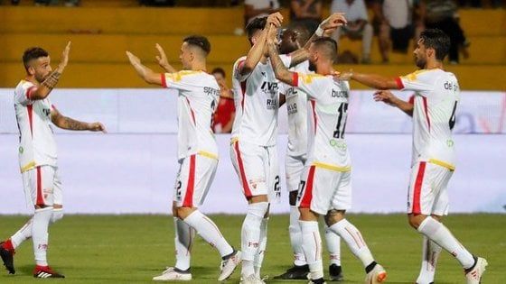 Serie B, anticipo del venerdì tra Venezia e Benevento