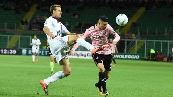 Serie B, il Palermo difende il primato contro la Salernitana