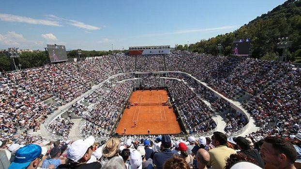 La pioggia rovina un mercoledì stellare agli Internazionali di Roma
