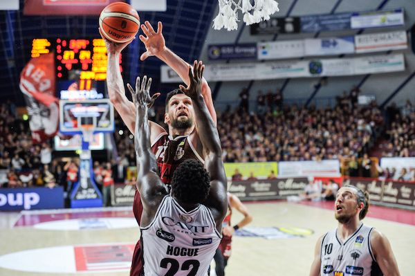 Playoff Serie A basket, questa sera si chiudono le gare 2 dei quarti di finale