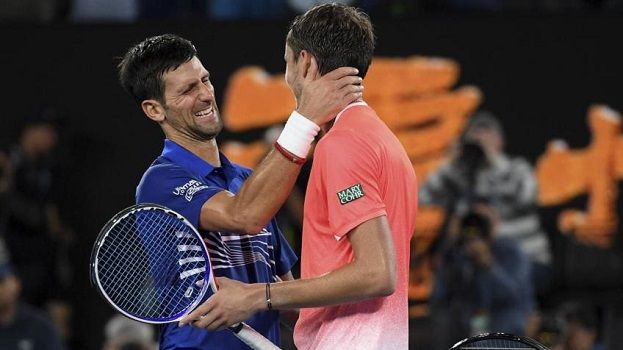 ATP Finals, chi si riscatterà tra Zverev e Schwartzmann? Stasera Nole-Medvedev