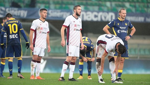 Cagliari-Verona, Semplici vuole tornare a sorridere (ore 15.30)
