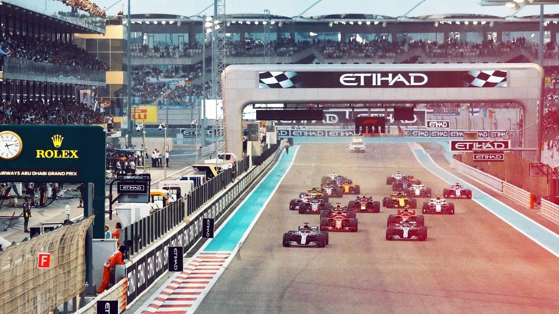Formula 1, GP Abu Dhabi: a Yas Marina Leclerc e Pérez si giocano il secondo posto