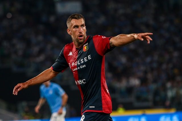 Kevin Strootman Genoa calcio