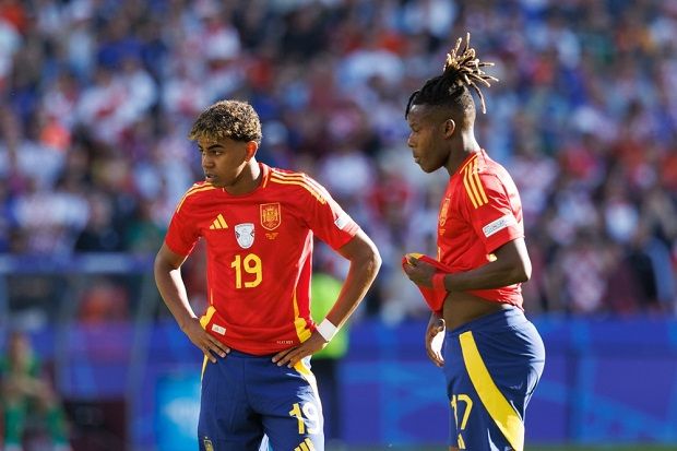 Lamine Yamal e Nico Williams