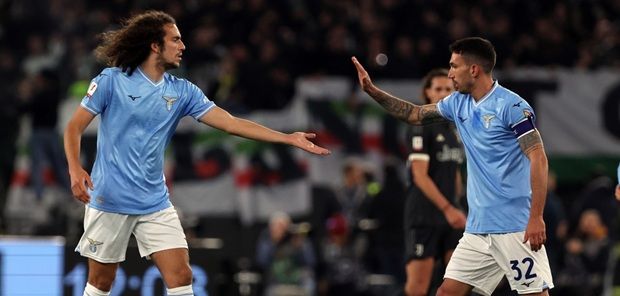 Taty Castellanos e Guendouzi