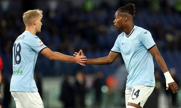 Gustav Isaksen e Tijjani Noslin