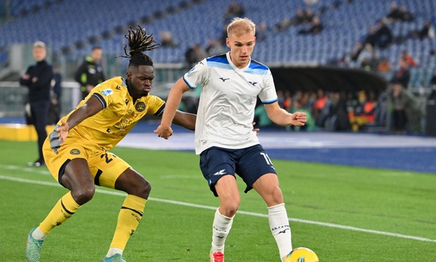 Gustav Isaksen e Oumar Solet