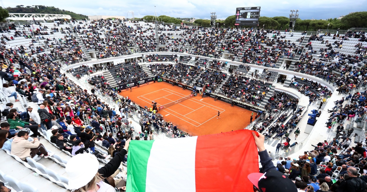 Il Foro Italico di Roma gremito durante gli Internazionali BNL d'Italia